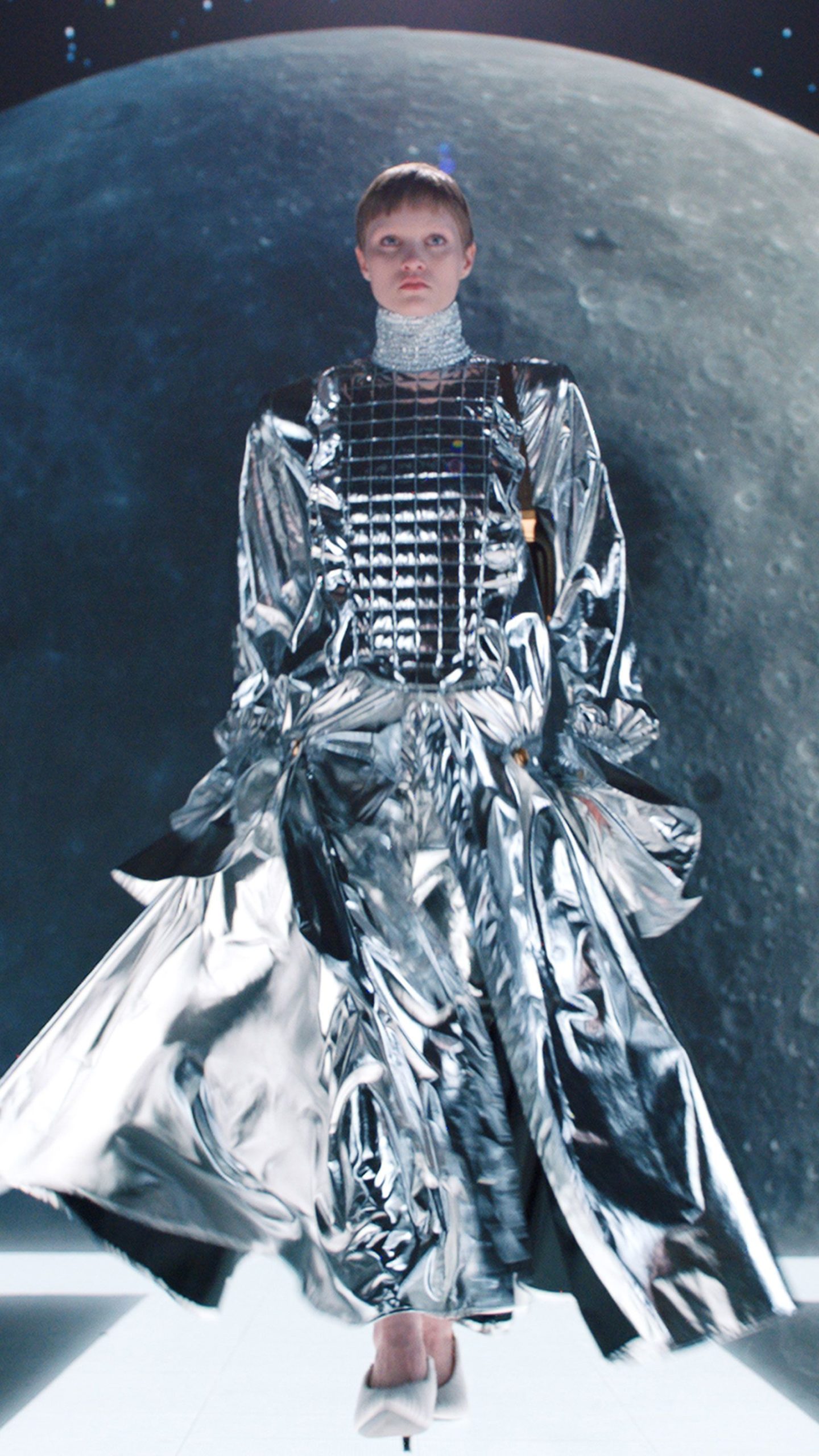 Galactic Glam: The Space Age Influence on Futuristic Fashion